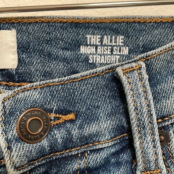Kensie The Allie High Rise Slim Straight Jeans Size 4/27 - Picture 3 of 7